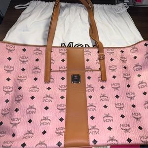 MCM Medium Visetos Tote